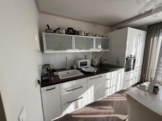 Möbelierte 3-Zimmer-Wohnung mit luxuriöser Innenausstattung in Zentrum - 1