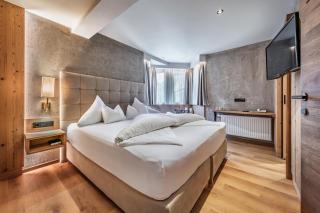 Hotel Berghof Mayrhofen - 8