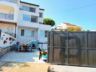 Villa with private pool and unique sea view in Çeşme - Çeşme - 5