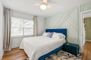 4 BR Atl Bungalow House 10 Mins from Airport - 6