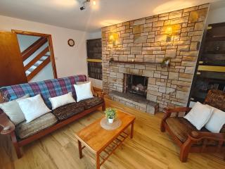 Erin House - Oughterard Central - Oughterard - 4