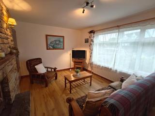 Erin House - Oughterard Central - Oughterard - 1