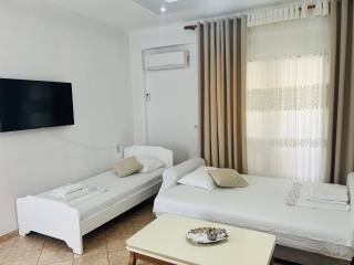 Vila Riza Sarande - Sarandë - 1