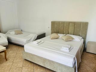 Vila Riza Sarande - Sarandë - 2