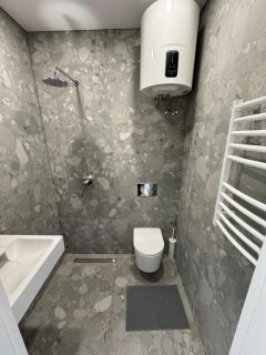 10 New Airport Apartment - Vilnius - 6