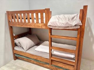 Cozy Manor with Spacious Kitchen and Tub - General Santos - 5