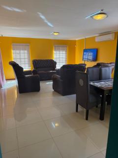 Idyllic Holiday Home for Comfy Retreats - Gaborone - 0