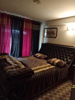 Umar Cottage in Murree - Murree - 3