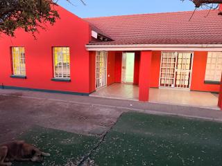 Idyllic Holiday Home for Comfy Retreats - Gaborone - 8