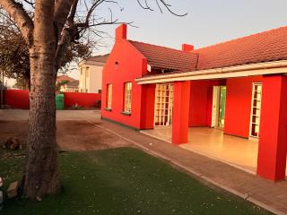 Idyllic Holiday Home for Comfy Retreats - Gaborone - 4