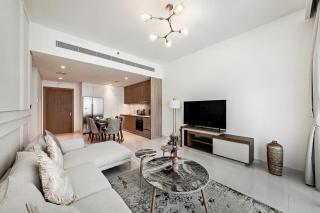 Luxury 2BR by Amber Suites at Beach Vista Tower 1, EMAAR Beachfront - 2