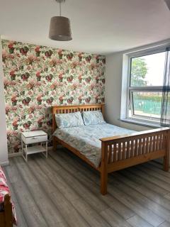 3 Bedroom House Driveway near to NEC - 6 guests - Birmingham - 4