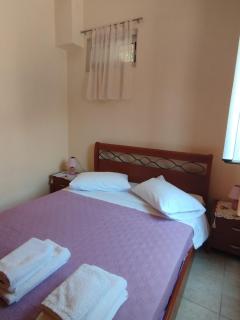 Vardia Rooms - Poros - 2