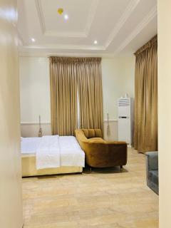 Julians Apartment - Ikeja - 5