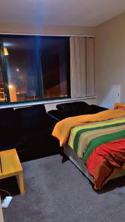 Private Double Bed with Super Fast WiFi Shared Space - Coventry - 9