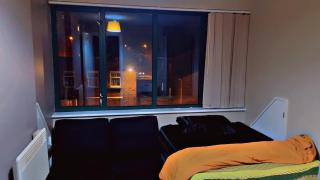 Private Double Bed with Super Fast WiFi Shared Space - Coventry - 3