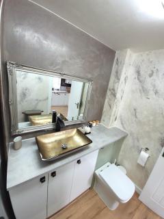 1 bed flat by river Thames - 3
