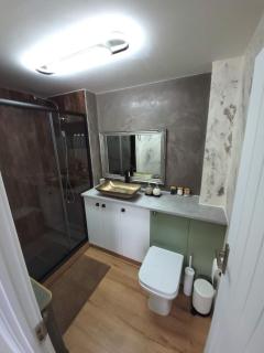 1 bed flat by river Thames - 4