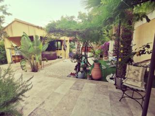Maison de Charme en couleurs - Cuers - 7