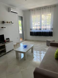 Family-Friendly Apartment Vlora - Vlora - 7