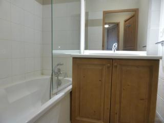 Grand Panorama 1 bedroom - sleeps 4, Parking, Pool, Next to Ski Lift - 3