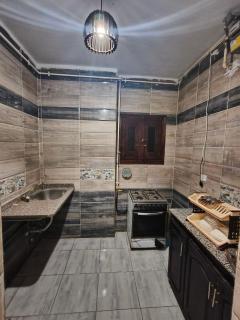 شقة فاخرة في شارع إسكندرية برج كمنة Luxury Apartment on Alexandria St Kamna Tower - Marsa Matruh - 1