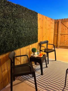 New Cozy & Spacious Apartment - Near Expressway - Mission - 1