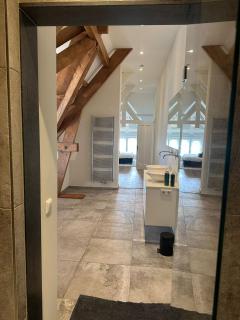 Urban Comfort Loft - 6