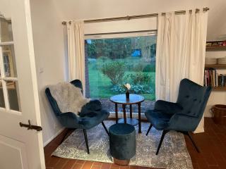 Reetdachhaus am See Ostfriesland - 8