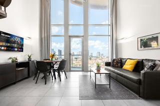 Neve Tzedek Tower 2BR Loft with Sea view Balcony, Parking, and Pool - Tel Aviv - 2