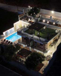 Secret Villa - 5