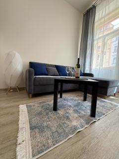 Fügner's apartment by Rentez - Prag - 0