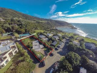 Whale Bay's Surf Meca holiday accommodation - Raglan - 0