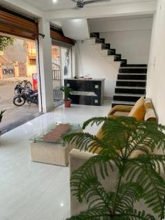 Hotel AJAY INN - Jāmb - 2