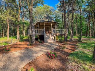 UpCountree Cabins Romantic Treehouse & Luxury Glamping - Point - 6
