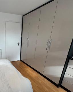 One Bedroom Furnished Flat - Goodmayes - 7