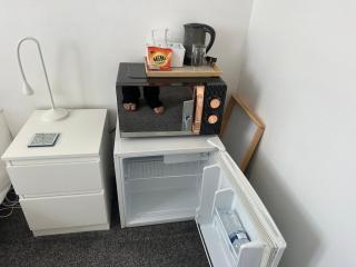 fAiRy DeLL Flatlet - Oakenshaw - 9
