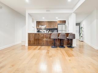 Stylish 2BR City Escape - Montréal - 2