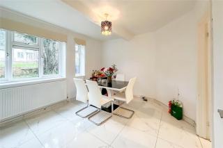 River Lea Inn - Harpenden - 8