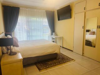 Garden Nest Guest House - Vanderbijlpark - 6