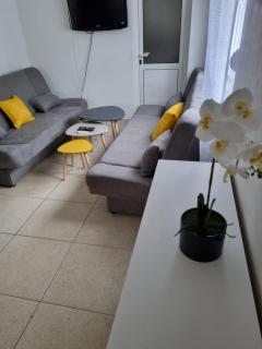 Apartman-Studio 5 Matanović- Save Kovačevića - Sutomore - 0