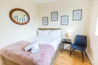 Pinfold Court Apartments - Knowsley - 9