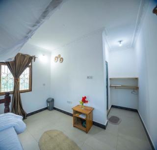 Mangapwani Beach villa - 5