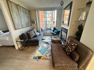 Penthouses of Beach Ave - Vancouver - 1