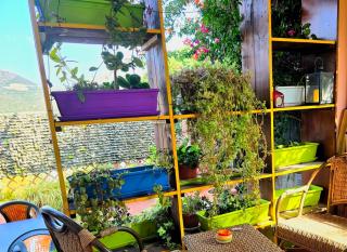 Stylish home with patio 4 min walk to the beach - 2