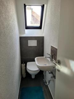 Schwarzwald Lodge - NEU renoviert - grosses Maisonette-Apartment - Villingen-Schwenningen - 3