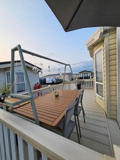 Robins Sunset Holiday Home - Seasalter - 1