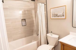 Springmill Escape in Westfield (2 King Beds) - Westfield - 5