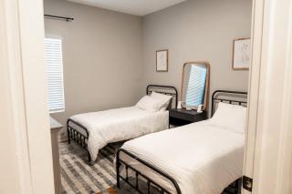 Springmill Escape in Westfield (2 King Beds) - Westfield - 2