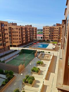 Campezo Suite Madrid Airport - Madrid - 8